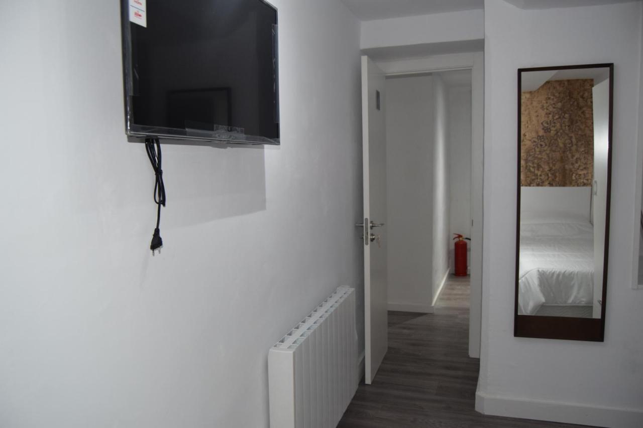 Ontinyent Rooms ภายนอก รูปภาพ