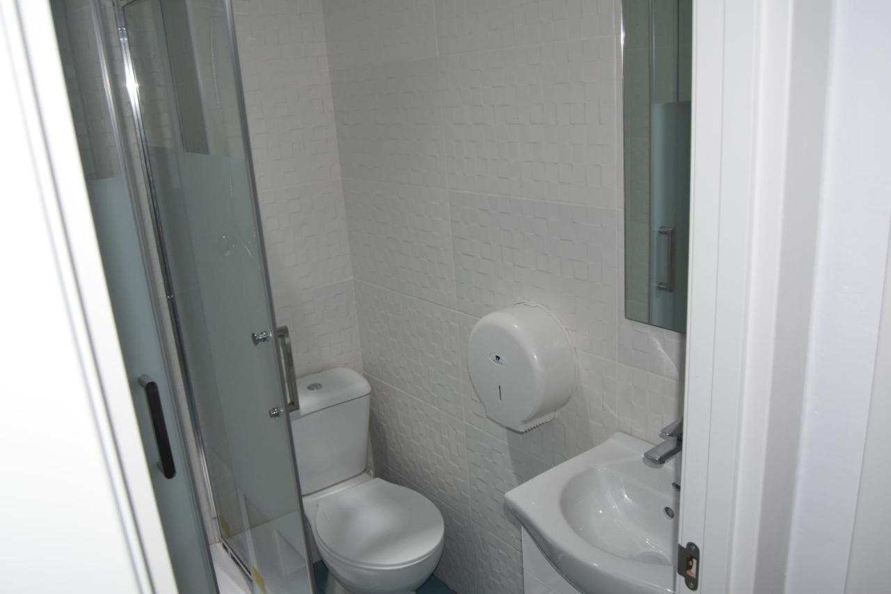 Ontinyent Rooms ภายนอก รูปภาพ